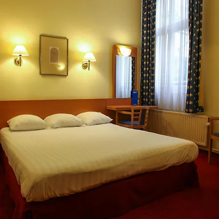 מלון The Hoxton, 4*