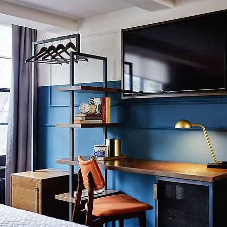 The Hoxton, Hotel